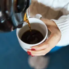 Czemu po kawie chce się do toalety? Oto zaskakujące przyczyny