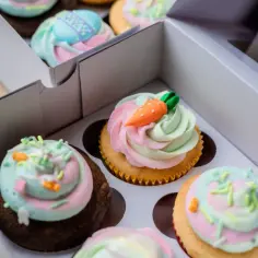Proste i efektowne pomysły na dekorowanie muffinek dla każdej okazji