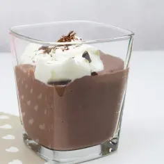Jak zrobić pudding proteinowy – prosty przepis na zdrowy i smaczny deser